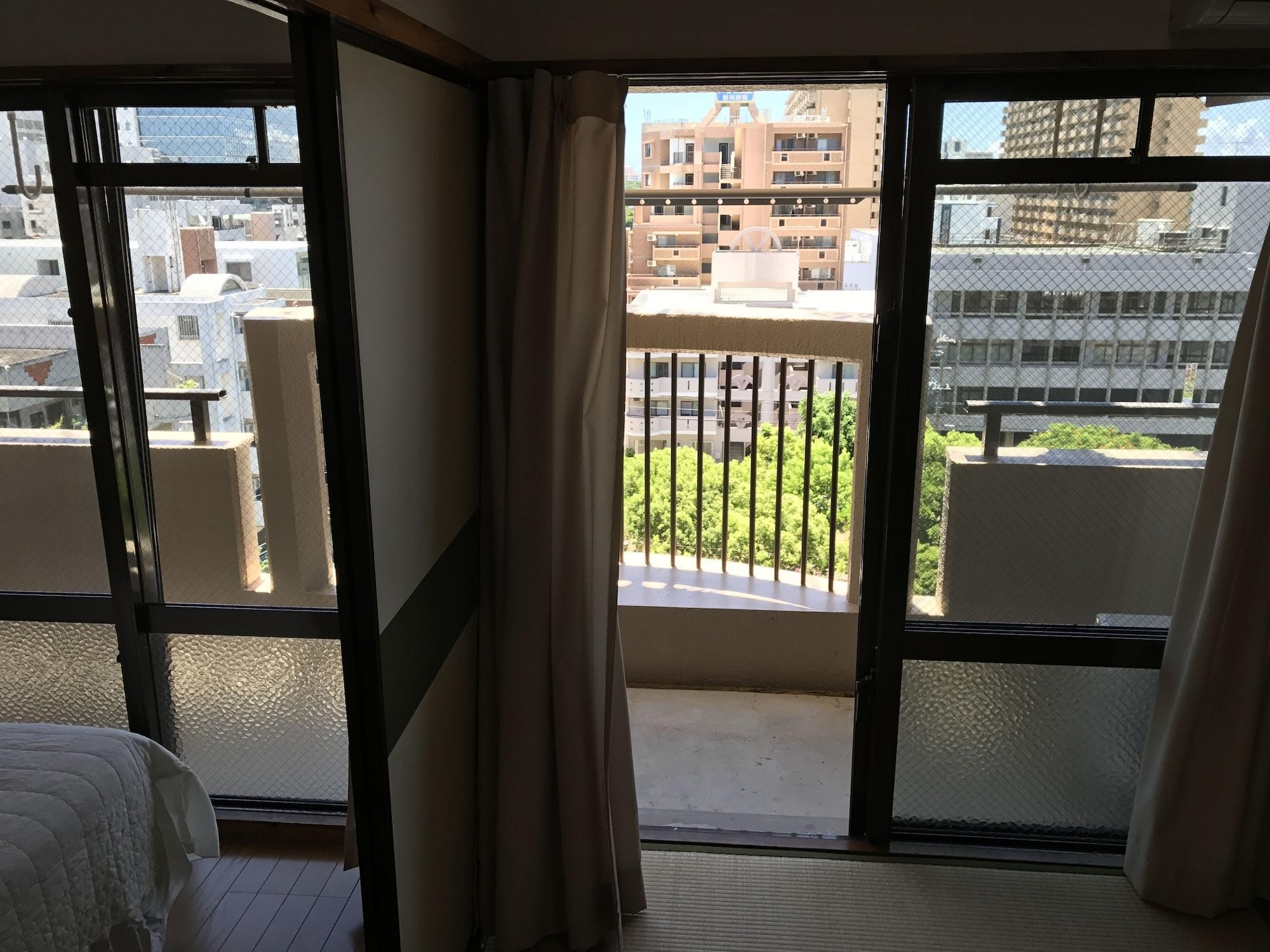 Apartament Weekly Harbourview Mansion Main Building Naha Zewnętrze zdjęcie